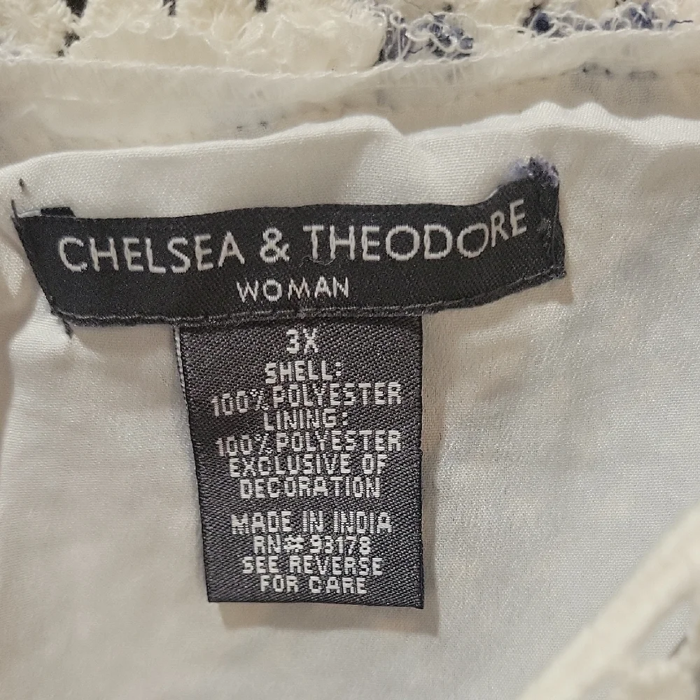 Chelsea & Theodore Floral Blouse with Crochet Detail - Picture 2 of 6